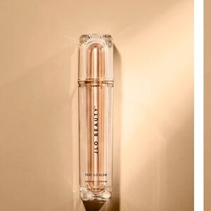 New! Jlo That Glow